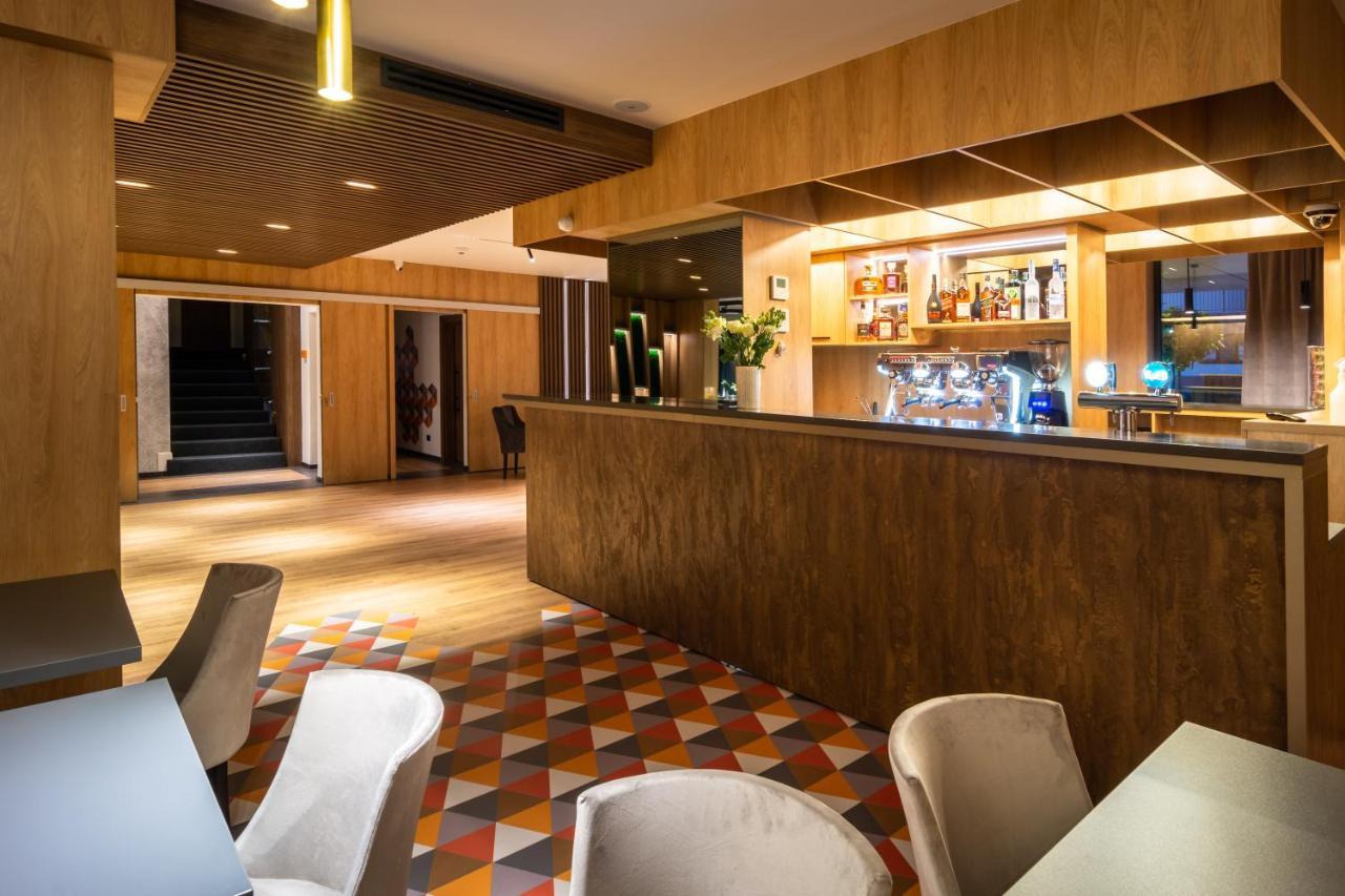 Aparthotel Nox Клуж-Напока Экстерьер фото
